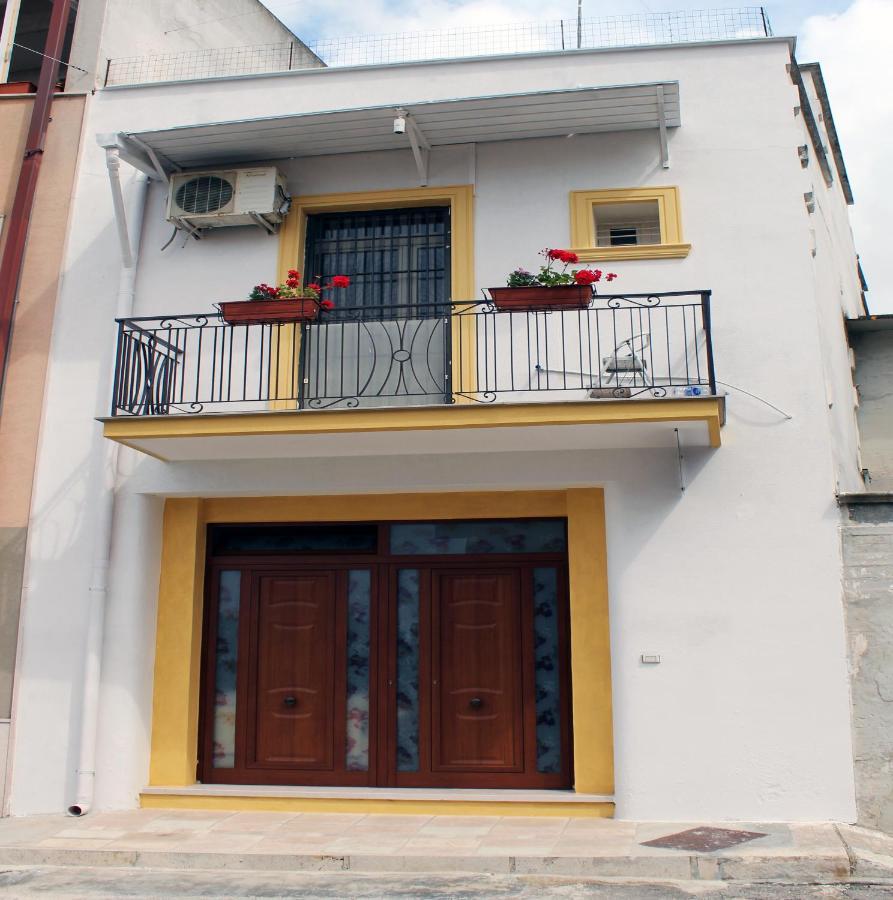 Il Sole Di Puglia B&B Лиццано Экстерьер фото